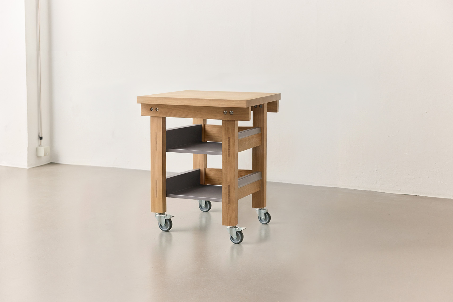 The Block Bench 230