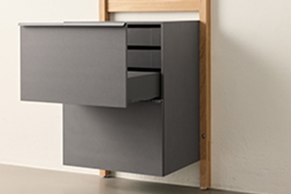 2 Laden, horizontal, obere Lade 2 Innenschubladen